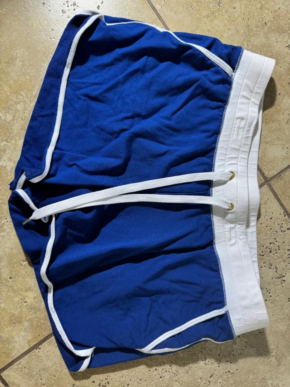 Lilly Pulitzer Navy and White Elastic Waist Shorts with Pink Tag - Picture 3 of 6